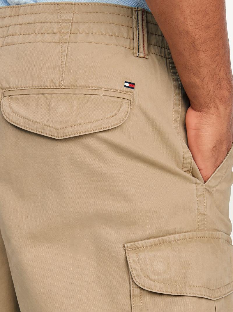 Brown Men's Tommy Hilfiger Essential cargo Shorts | AU_M31203